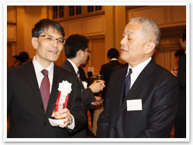 2012年度 合格祝賀・交流会の様子1