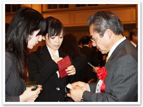 2012年度 合格祝賀・交流会の様子9