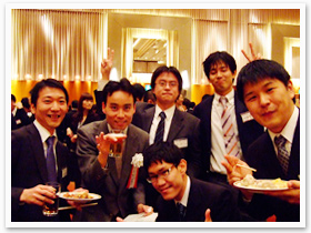 2012年度 合格祝賀・交流会の様子3