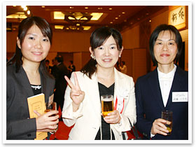 2013年度 合格祝賀・交流会の様子3