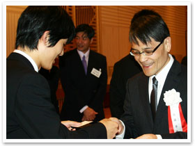 2013年度 合格祝賀・交流会の様子8
