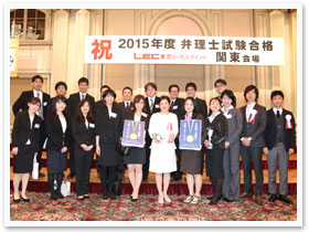 2015年度 合格祝賀・交流会の様子13